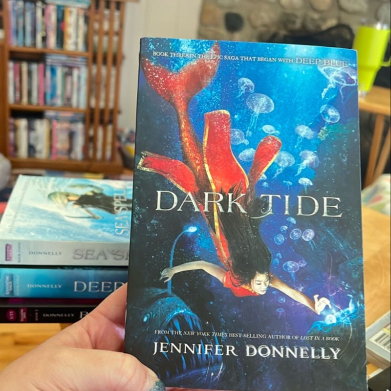 Waterfire Saga, Book Three Dark Tide