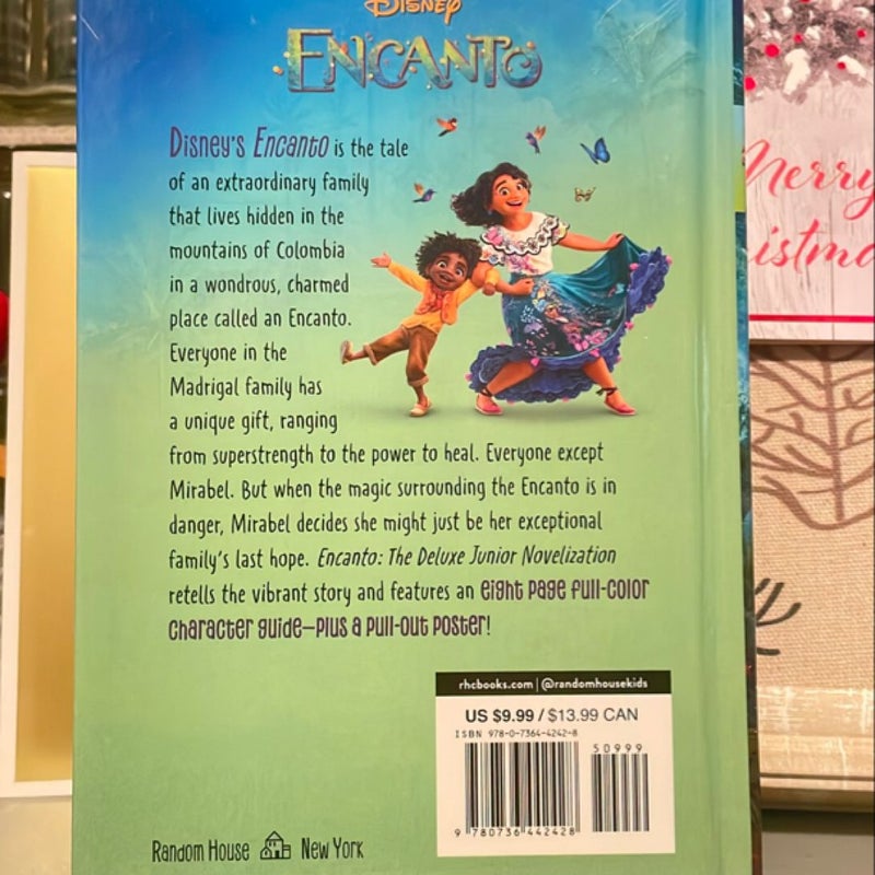 Disney Encanto: the Deluxe Junior Novelization (Disney Encanto)