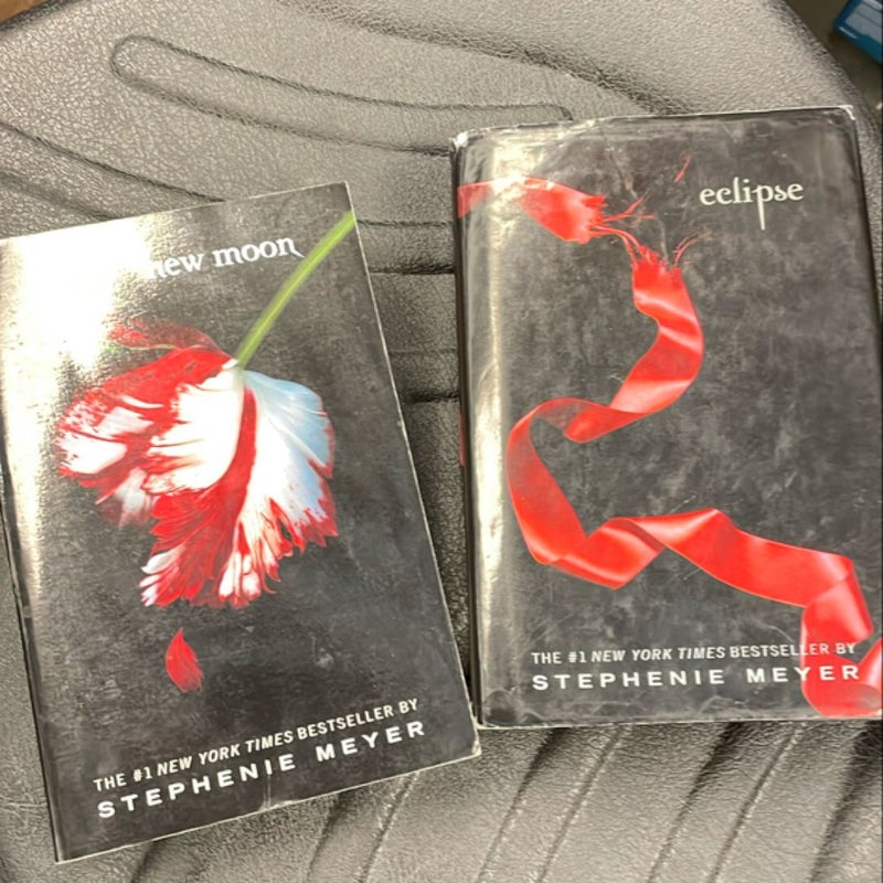  New Moon and Eclipse 2 books 