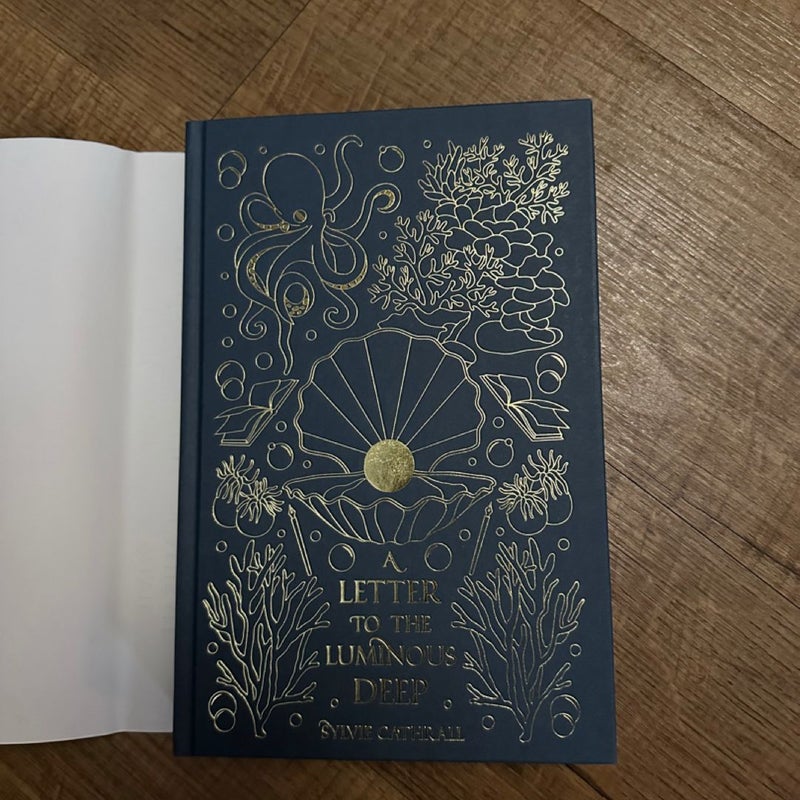 Fairyloot - A Letter to the Luminous Deep 