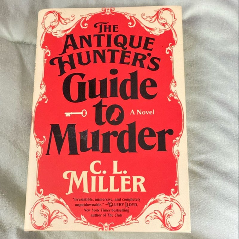 The Antique Hunter's Guide to Murder