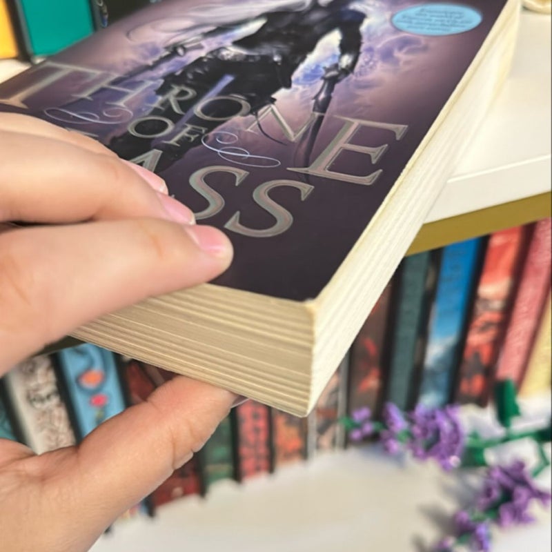 Throne of Glass - out of print