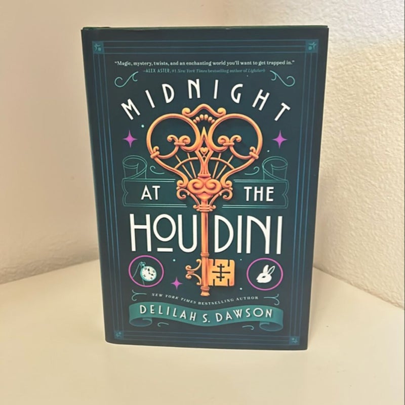 Midnight at the Houdini