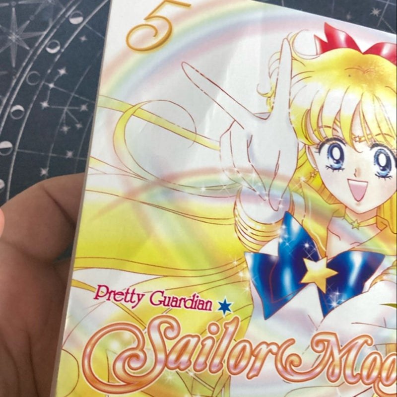 Pretty Guardian Sailor Moon volumes 1-12