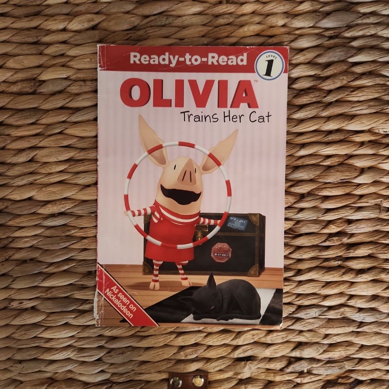 OLIVIA Trains Her Cat