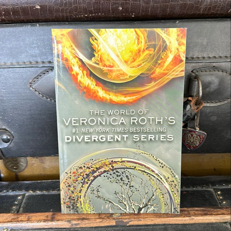 Divergent Series 3-Book Box Set & Four