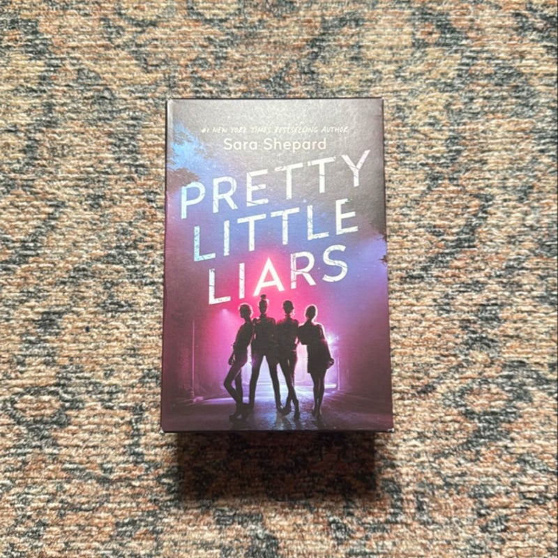 Pretty Little Liars 4-Book Paperback Box Set