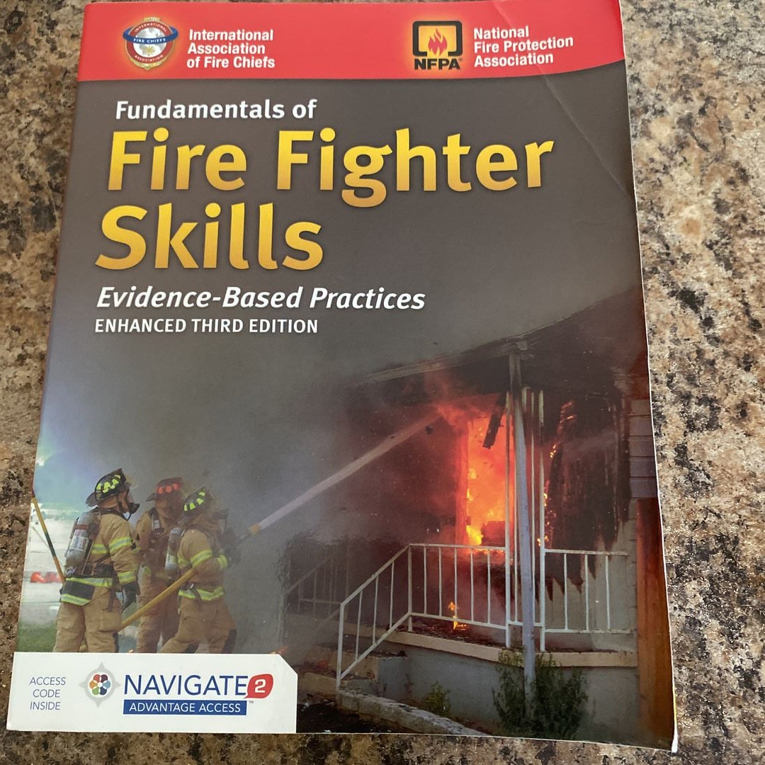 Paperback　by　Practices　Fighter　Evidence-Based　Skills　Fire　of　Fundamentals　Pangobooks