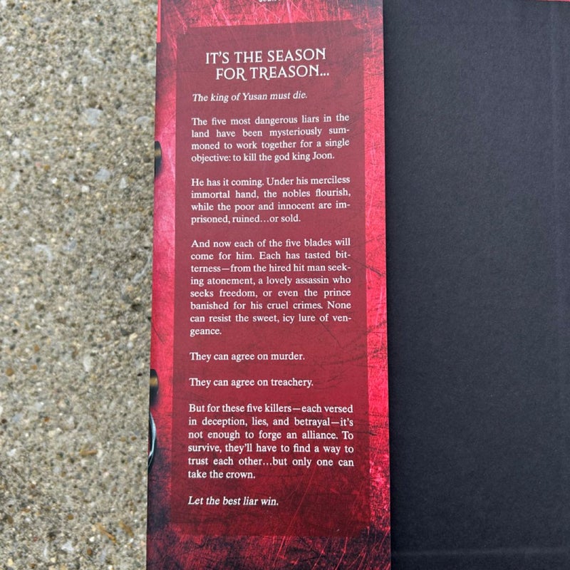 Five Broken Blades (Standard Edition)
