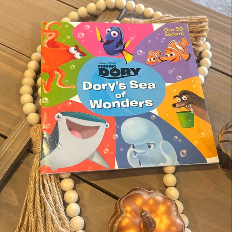 Dory's Sea of Wonders (Disney/Pixar Finding Dory)