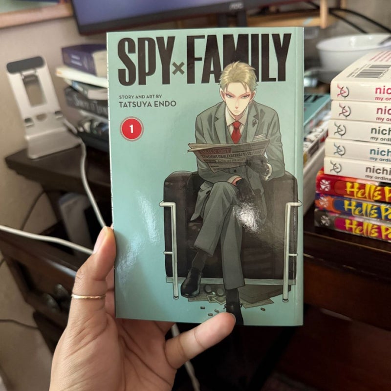 Spy X Family, Vol. 1