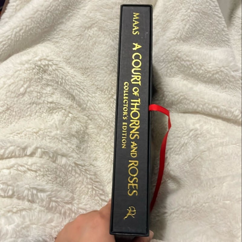 A Court of Thorns and Roses Collector's Edition