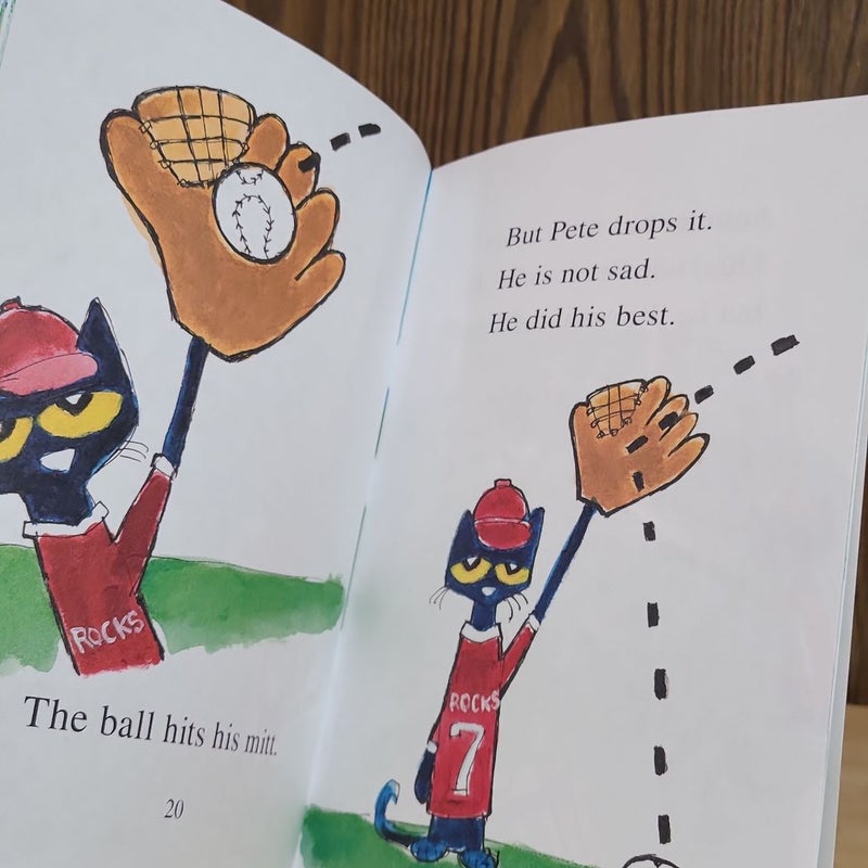 Pete the Cat Play Ball! (leveled reading) 