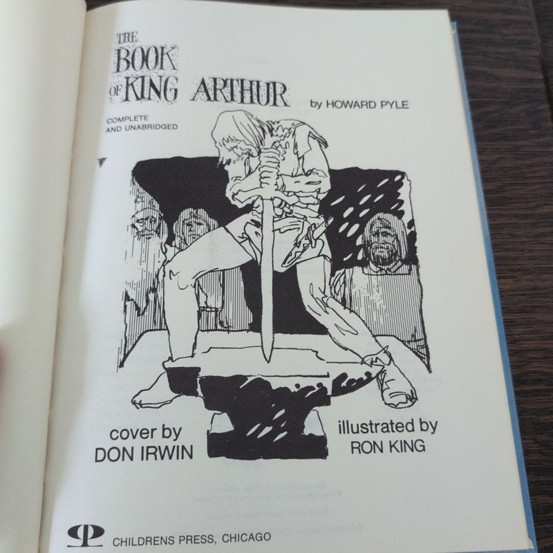The Book of King Arthur (Illustrated)