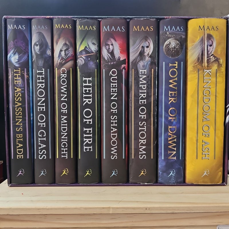Throne of Glass by Sarah J. Maas