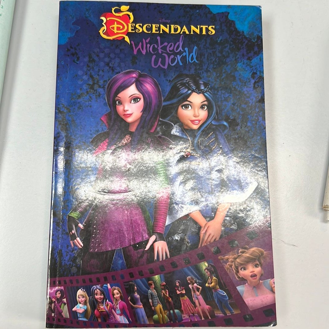 Disney Descendants Wicked World Wish Granted Cinestory Comic