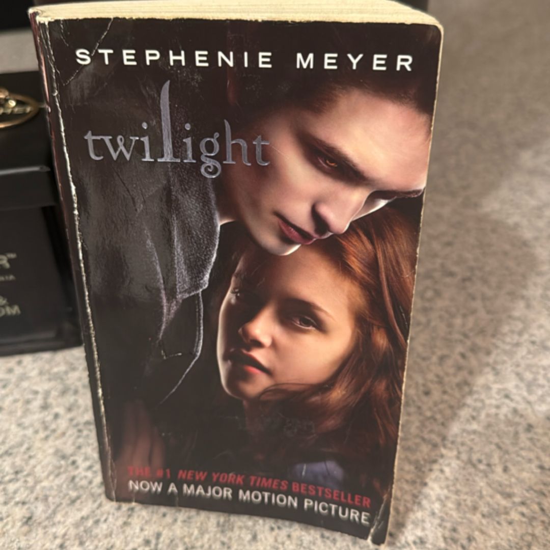 Twilight  Movie Tie In 