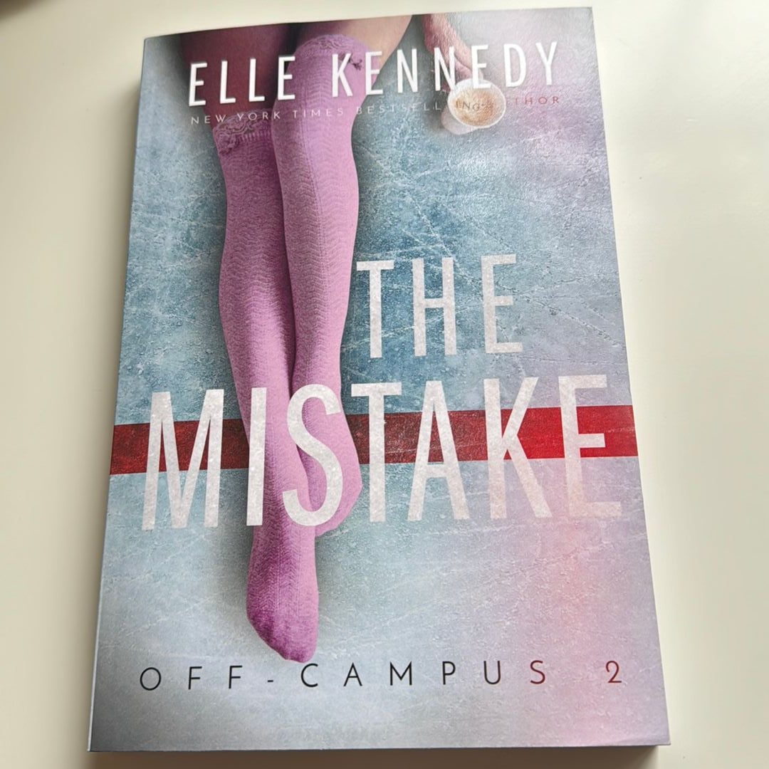 The mistake by Elle Kennedy, Paperback | Pangobooks