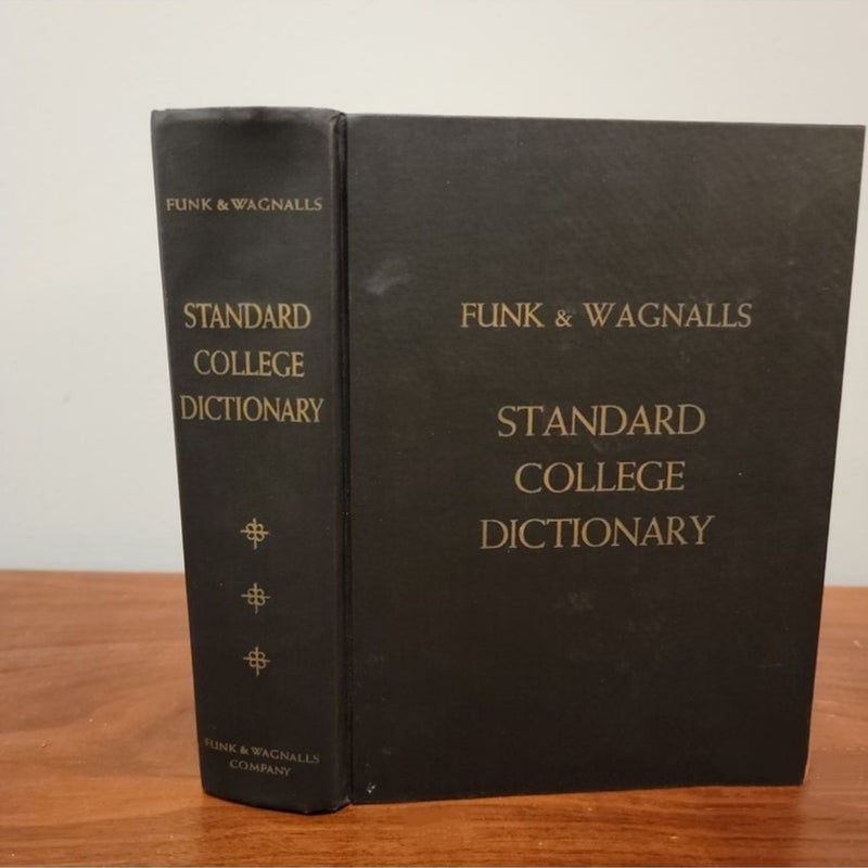 Funk & Wagnalls Standard College Dictionary 1968 