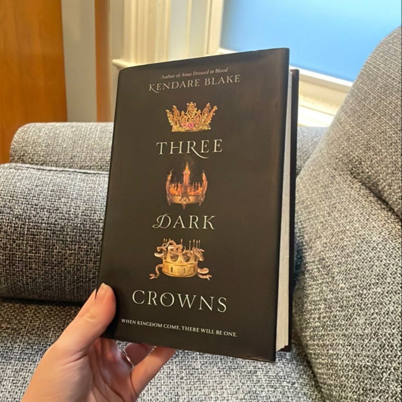 Three Dark Crowns