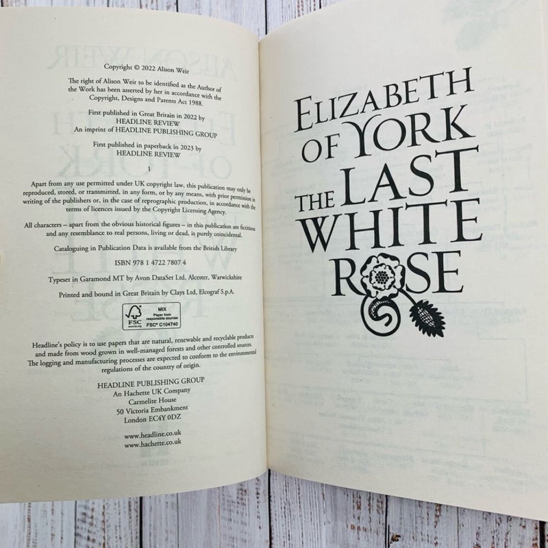 The Last White Rose: A Novel of Elizabeth of York