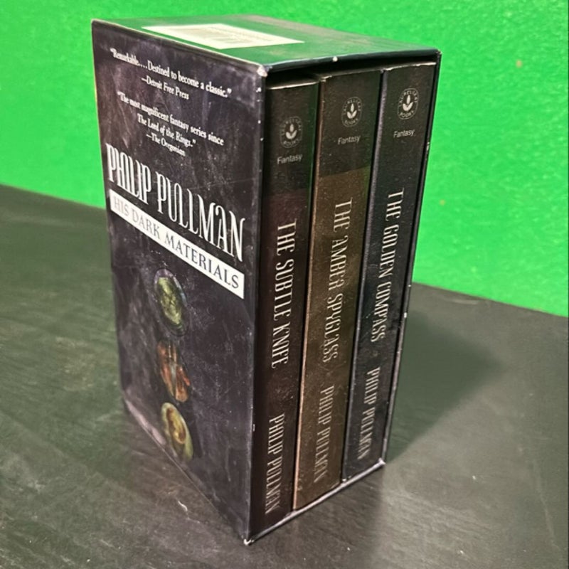 His Dark Materials 3-Book Mass Market Paperback Boxed Set