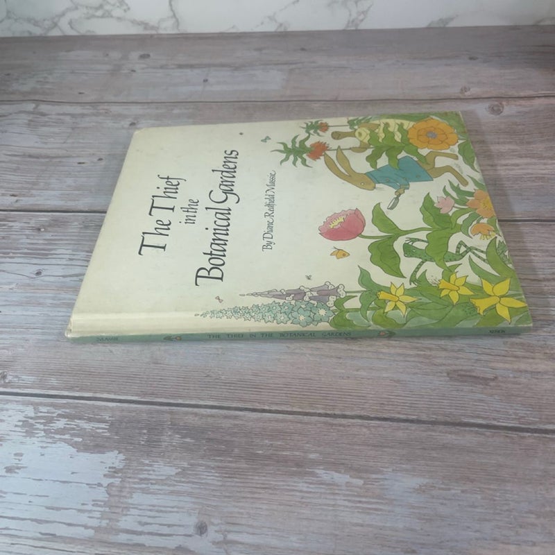 The Thief in the Botanical Gardens vintage 1st printing