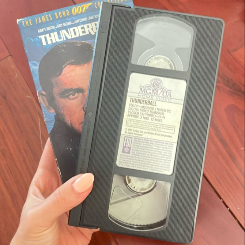Thunderball 007 VHS