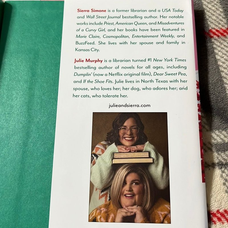 A Merry Little Meet Cute