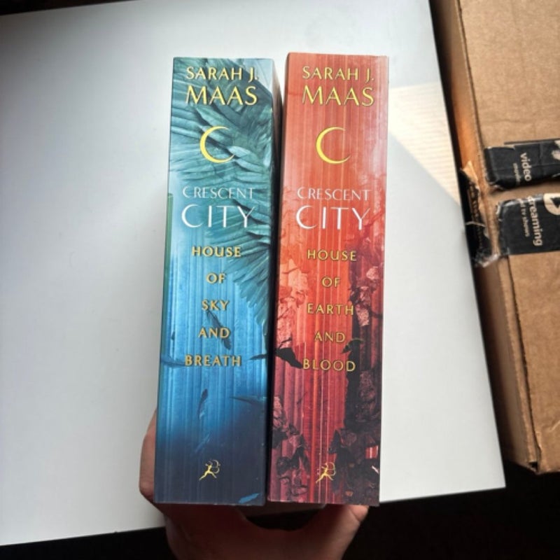 Crescent city barnes and noble paperback exclusive