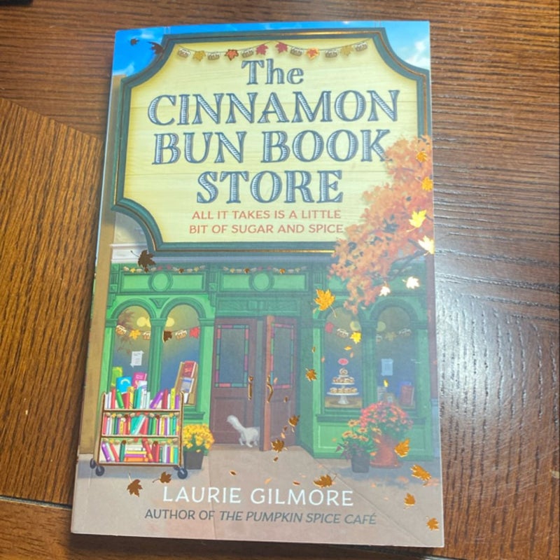 The Cinnamon Bun Book Store (Dream Harbor, Book 2)