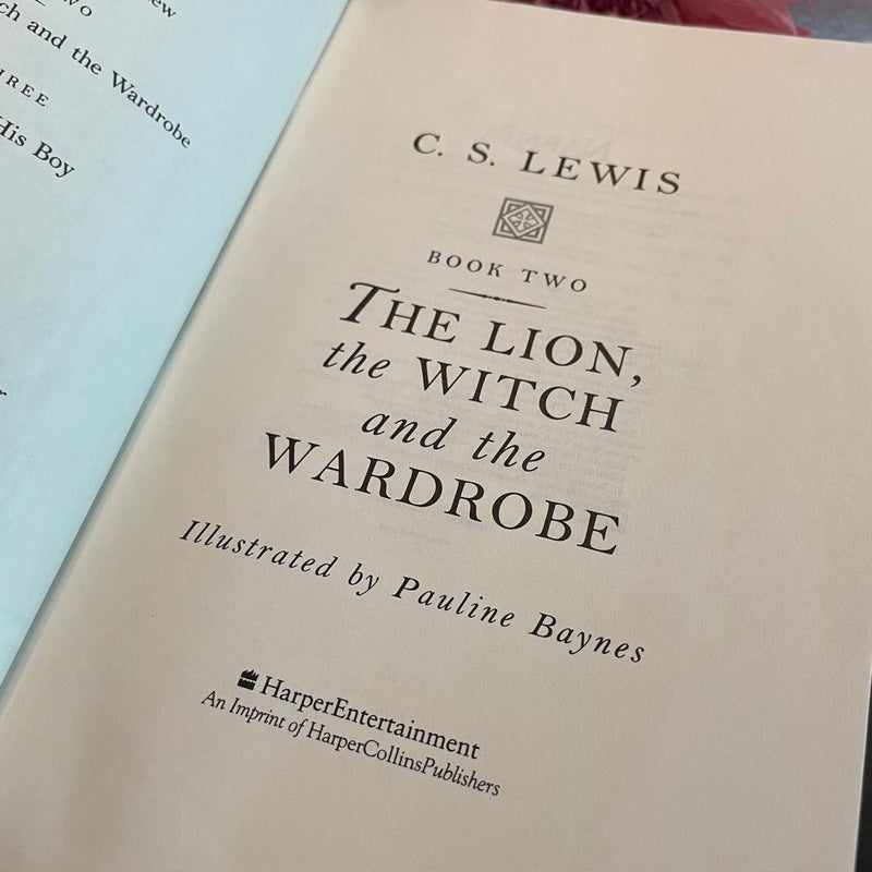 The Lion, the Witch and the Wardrobe Movie Tie-In Edition