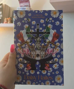 LOOKING TO TRADE for the other size of this book/cover 😭 this is the taller one I’m looking for the regular paperback size please !!  