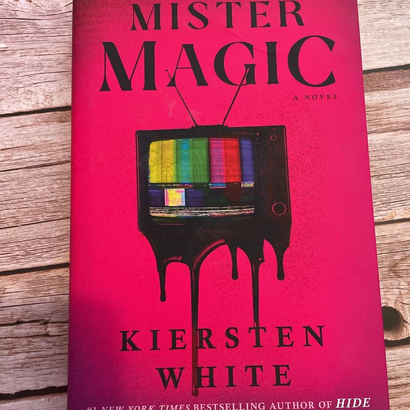 Mister Magic by Kiersten White: 9780593359266 | :  Books