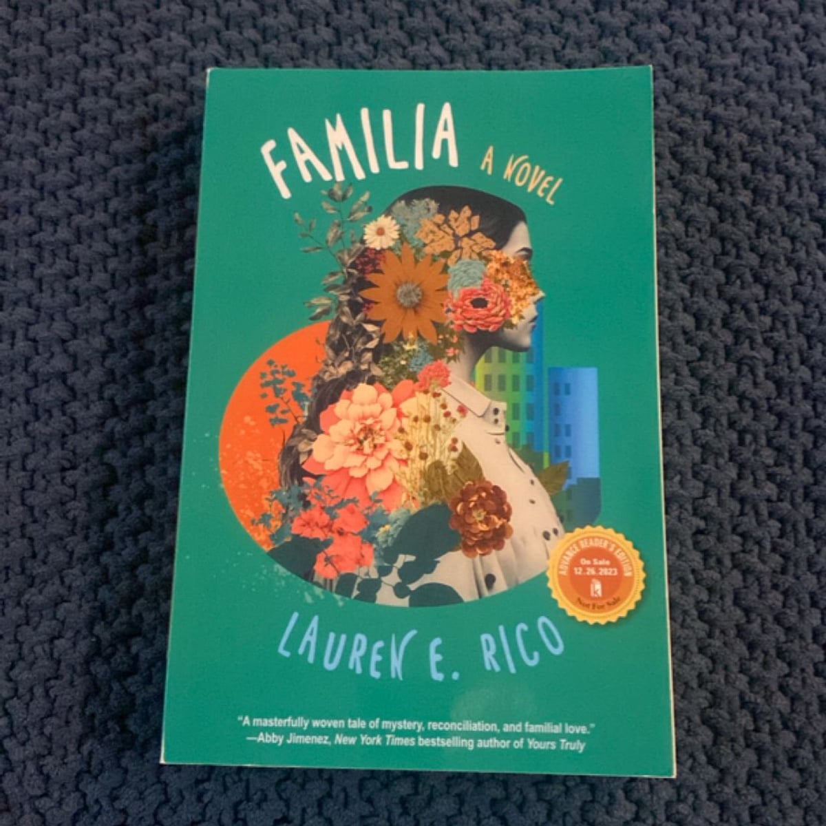 Familia ARC by Lauren E. Rico, Paperback | Pangobooks