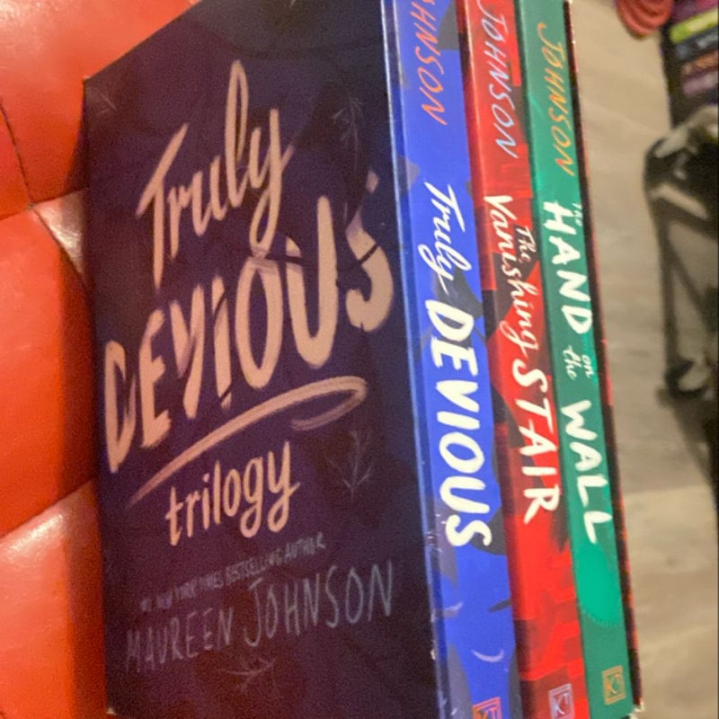 Truly Devious 3-Book Box Set