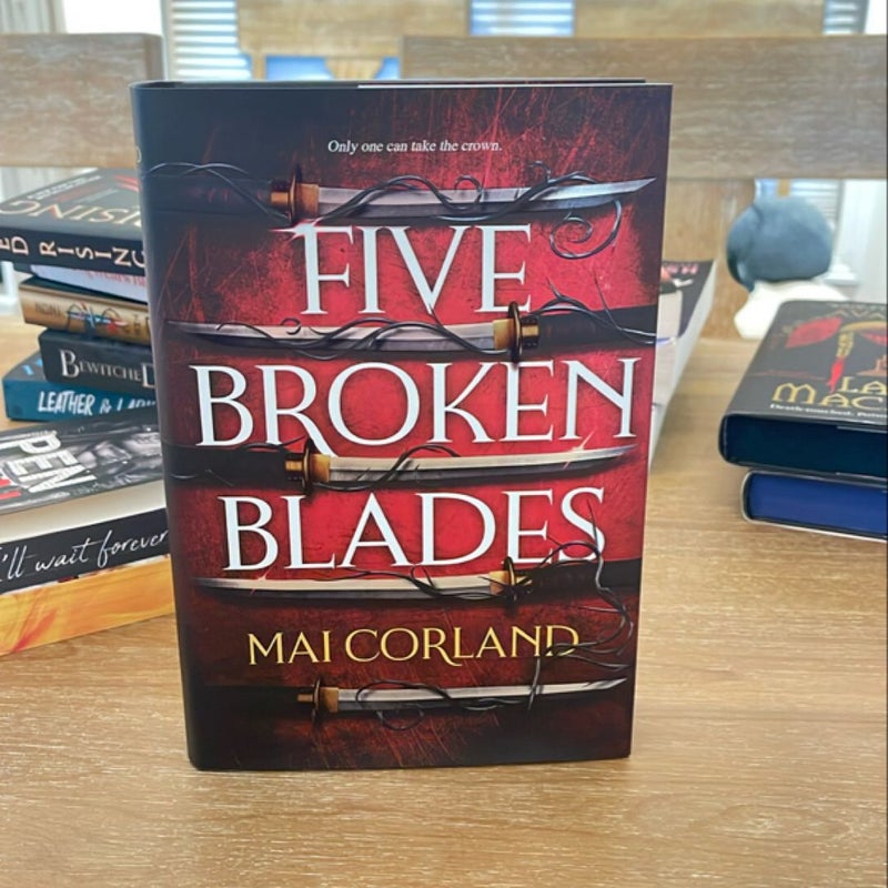 Five Broken Blades (Deluxe Limited Edition)