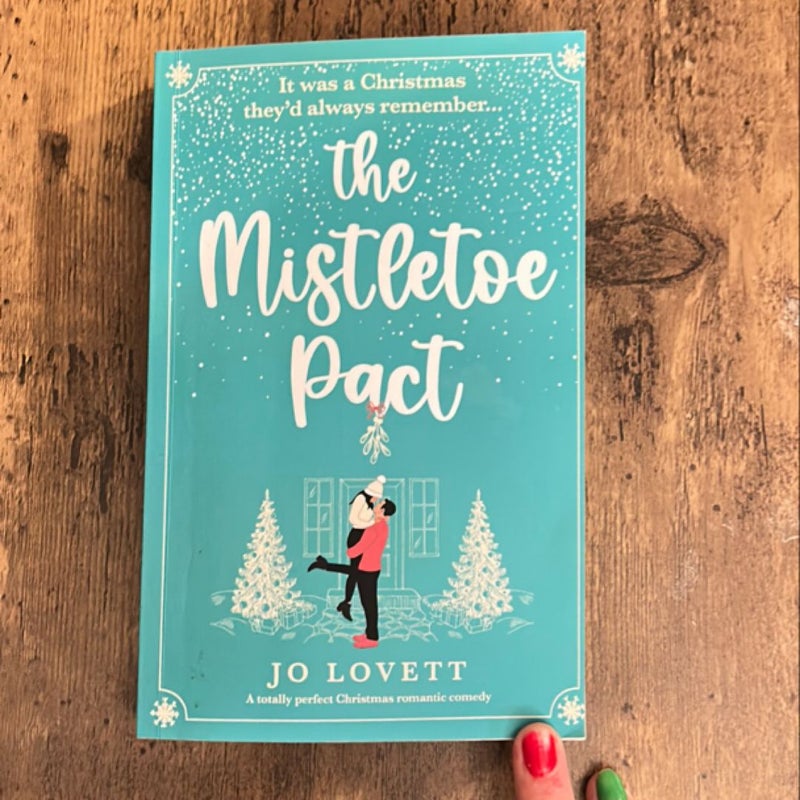 The Mistletoe Pact