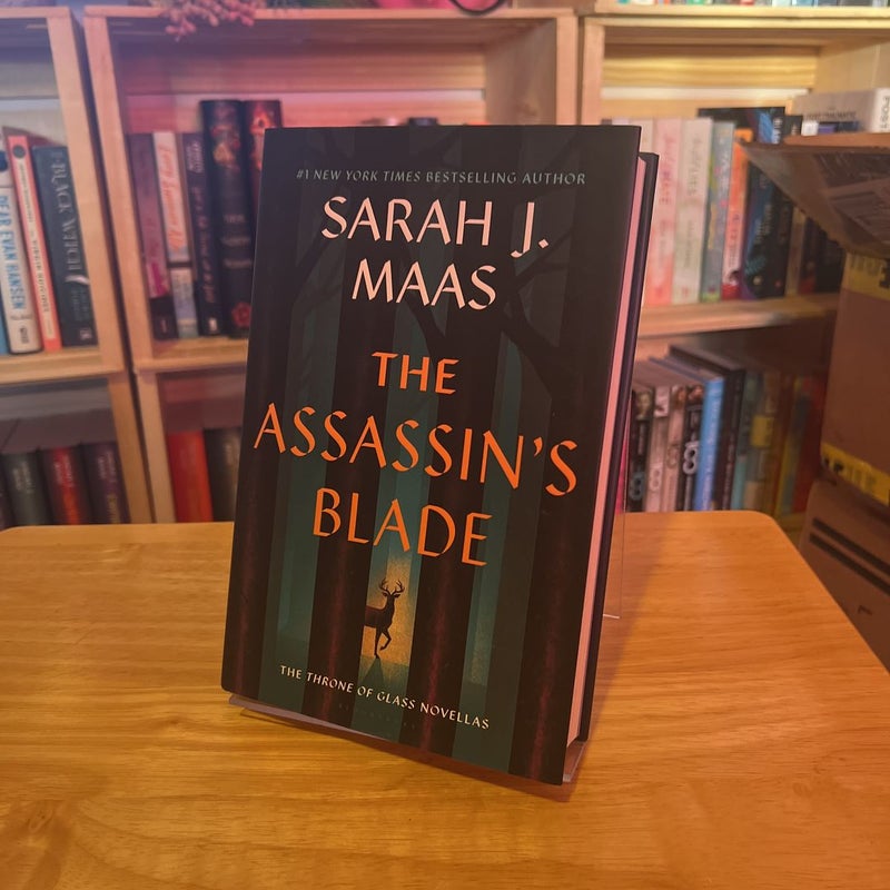 The Assassin's Blade by Sarah J. Maas, Hardcover | Pangobooks