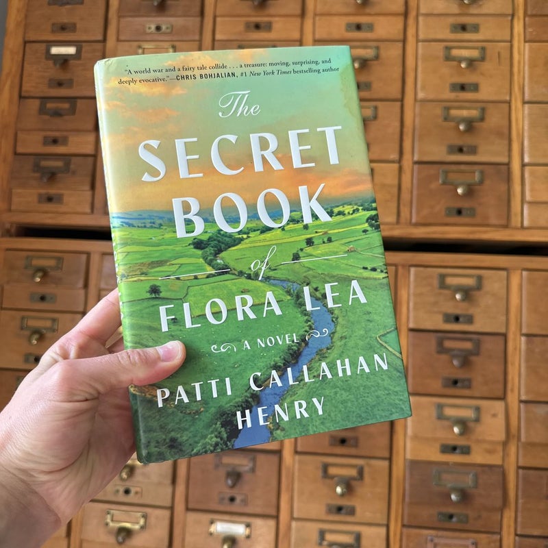 The Secret Book of Flora Lea by Patti Callahan Henry