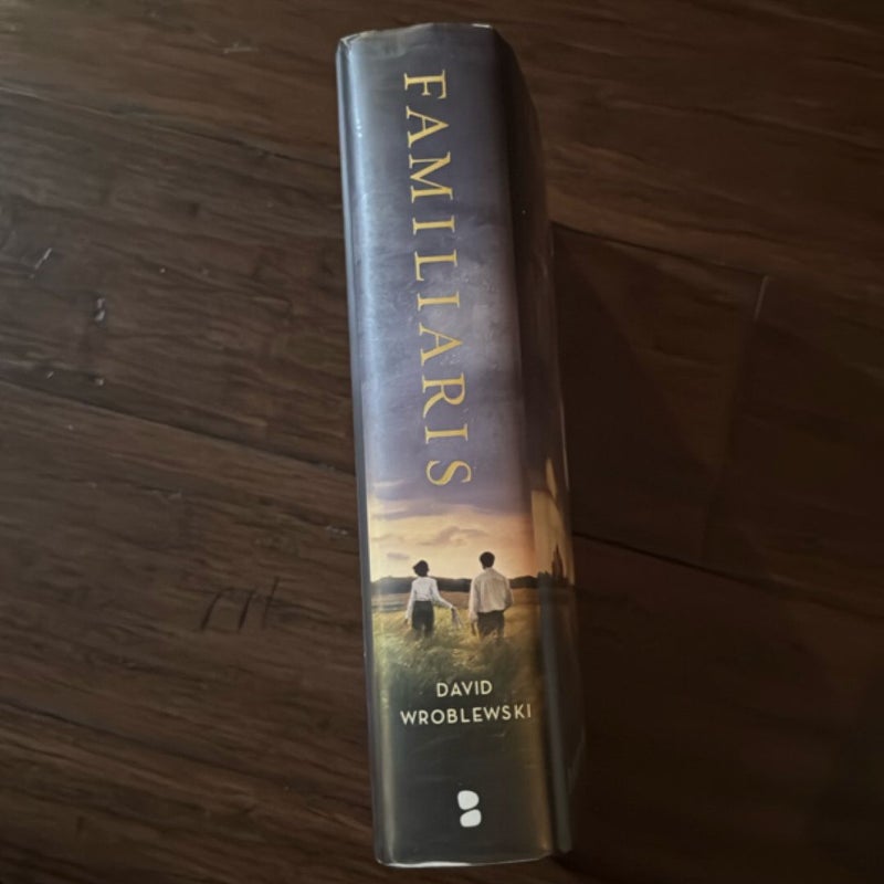Familiaris