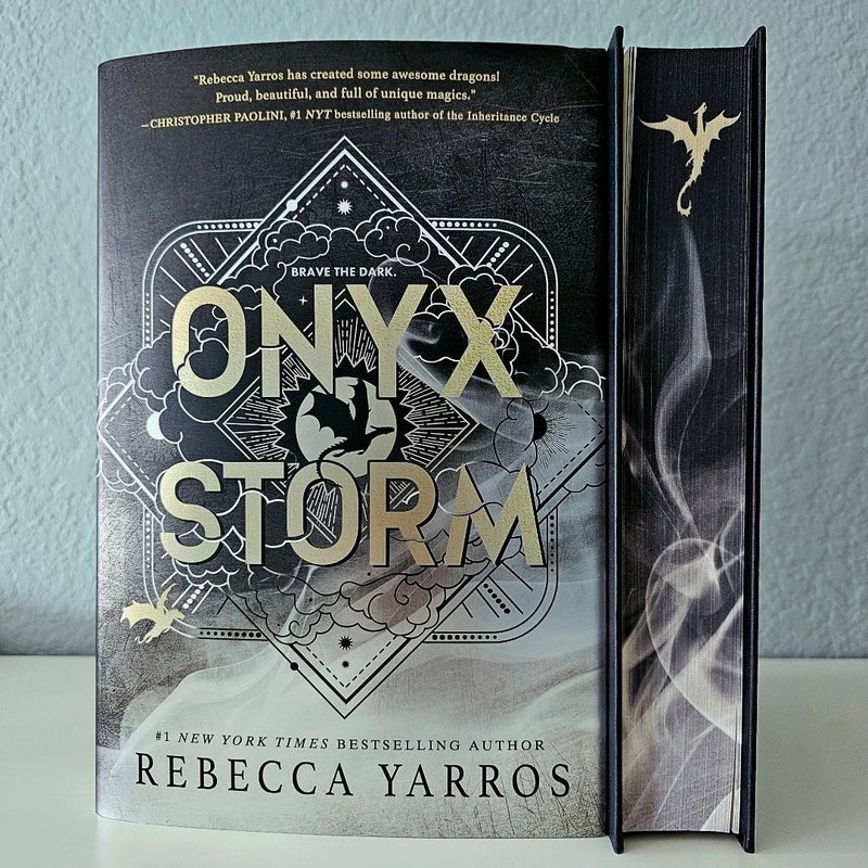 Onyx Storm by Rebecca Yarros Target Exclusive Stenciled Edge & Color Artwork NEW