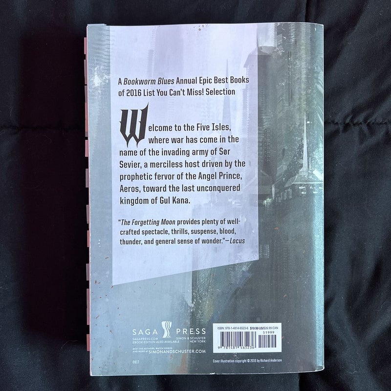 The Forgetting Moon & The Blackest Heart (The Five Warrior Angels #1 & #2)
