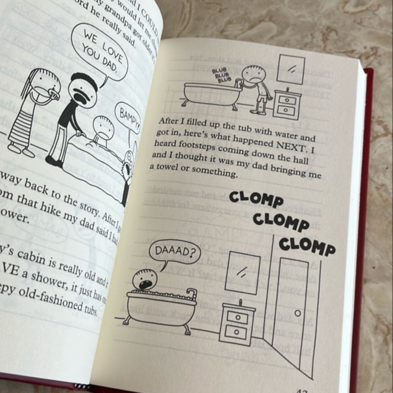 Diary of an Awesome Friendly Kid: Rowley Jefferson's Journal