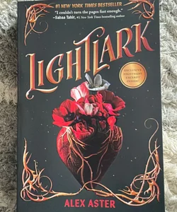 Lightlark (the Lightlark Saga Book 1)