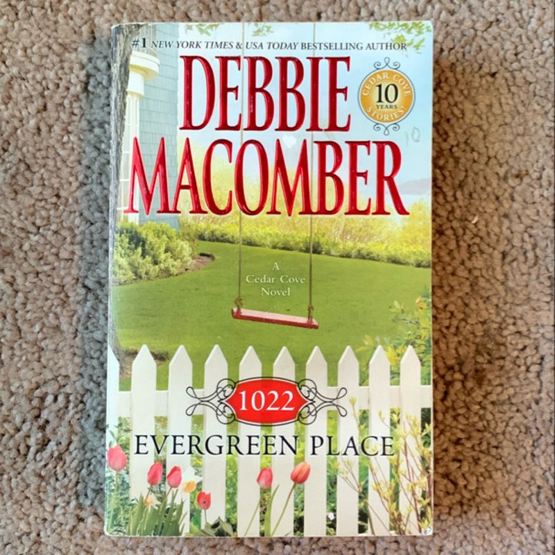 Cedar Cove 3 Book Bundle: 8 Sandpiper Way, 1022 Evergreen Place, 1105 Yakima Street 