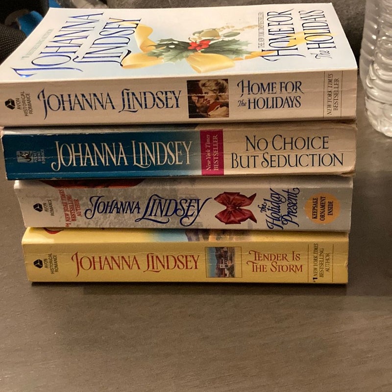 Johanna Lindsey book lot 