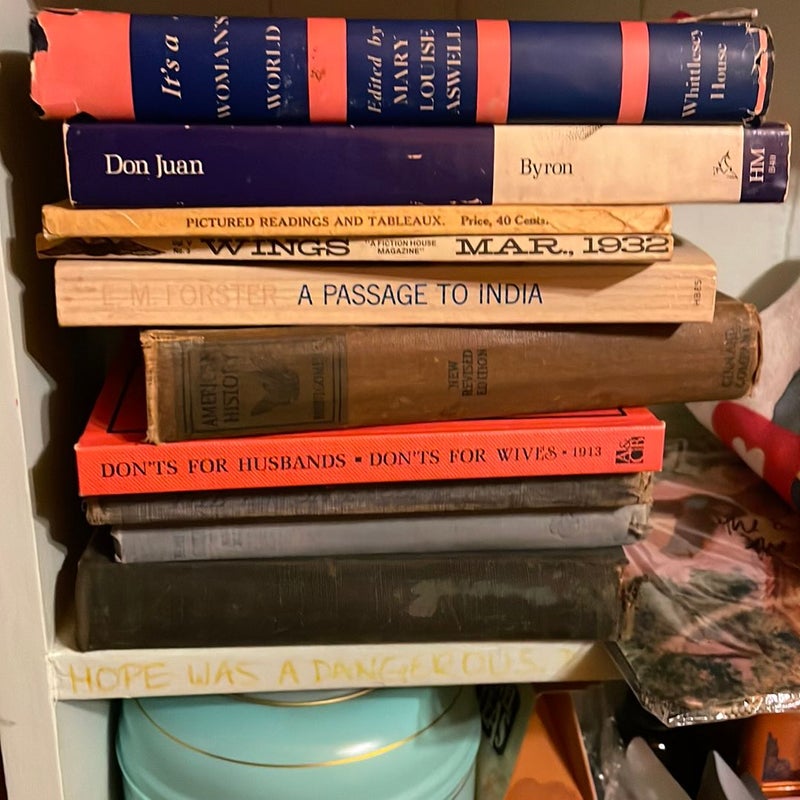 Lot of Antique/Vintage books