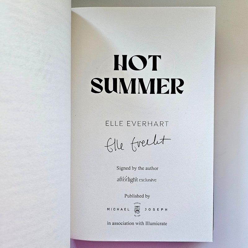 Hot Summer SIGNED by Elle Everhart Illumicrate Afterlight Special Edition NEW