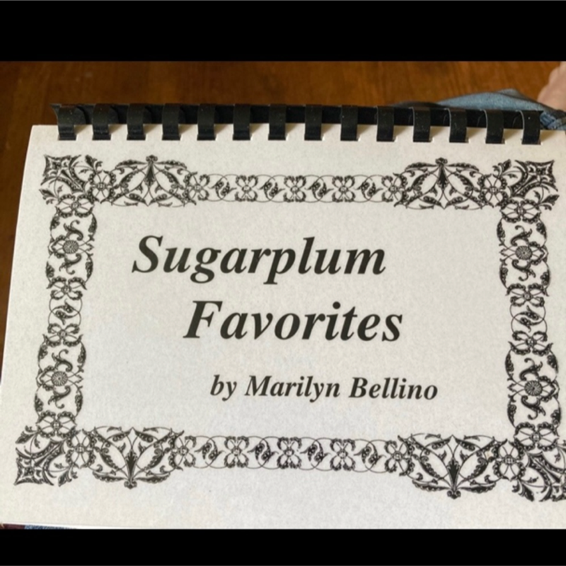 Vintage 1998, Sugarplum Favorites -Marilyn Bellino